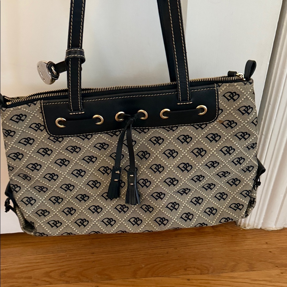 Dooney and Bourke Stylish Black and Tan Handbag